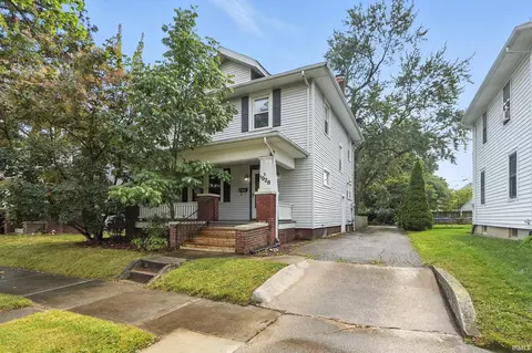 1928 Lawndale Dr, Fort Wayne, IN 46805