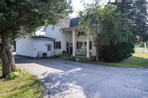 560 E 900 S, Fairmount, IN 46928