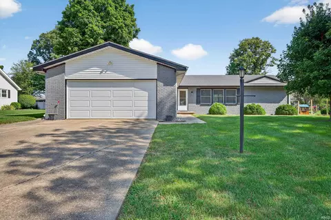 2024 W Maplewood Dr, Marion, IN 46952