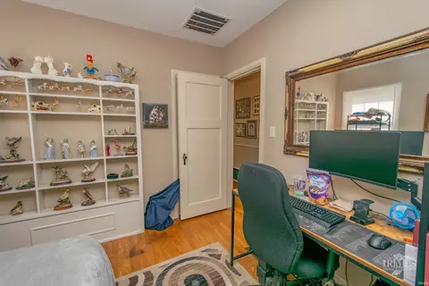 1101 E Memorial Dr, Muncie, IN 47302 photo 18