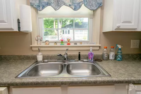 1101 E Memorial Dr, Muncie, IN 47302 photo 15