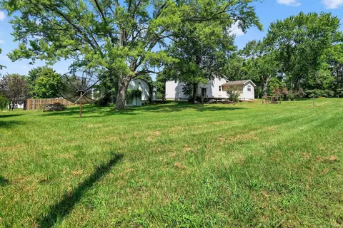Exterior - 1210 E Bocock Rd, Marion, IN 46952 photo 2 of 2