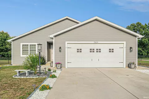 54614 Thrash Ln, Elkhart, IN 46514