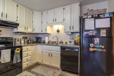 1131 E Carnaby St, Bloomington, IN 47401 photo 9