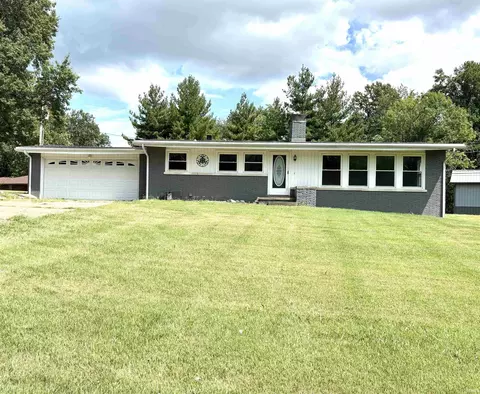 7811 Meadowview Dr, Evansville, IN 47710