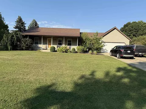 10644 Kimberly Ct, Plymouth, IN 46563