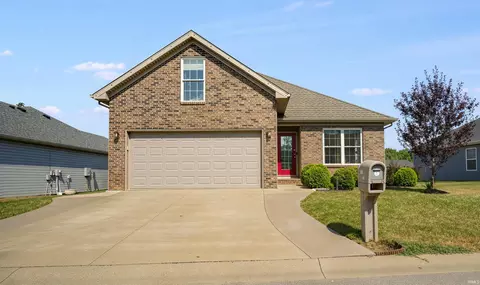718 Lydia Dr, Evansville, IN 47712