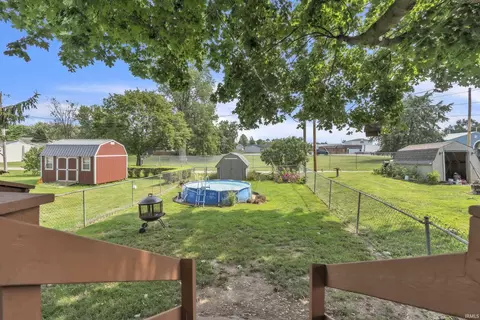 305 E High St, Garrett, IN 46738 photo 17