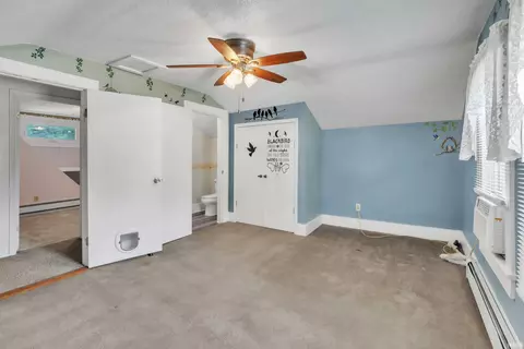 305 E High St, Garrett, IN 46738 photo 11