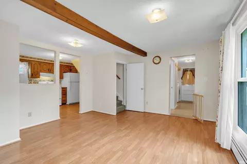 305 E High St, Garrett, IN 46738 photo 3