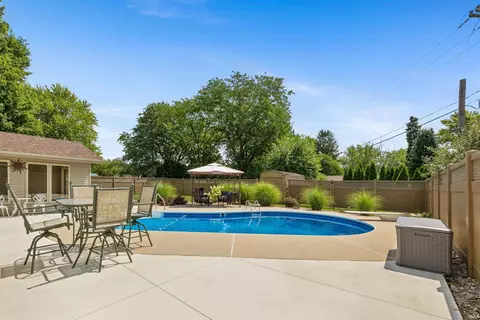 415 Duryea Dr, Auburn, IN 46706 photo 25