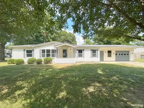 160 W North St, Russiaville, IN 46979
