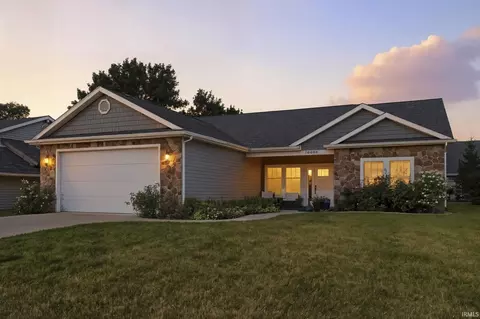 10609 Bay Bridge Rd, Fort Wayne, IN 46845