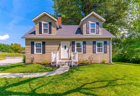5501 Kratzville Rd, Evansville, IN 47710