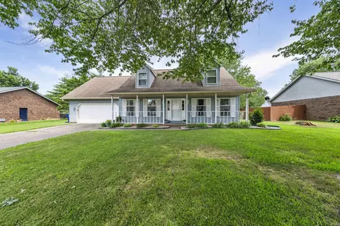 6919 Northfield Dr, Evansville, IN 47711