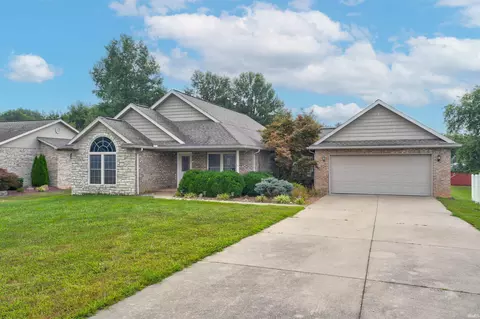484 S Winter Ln, Santa Claus, IN 47579
