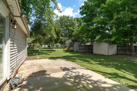 Exterior - 1003 S Masonic St, Delphi, IN 46923 photo 2 of 4