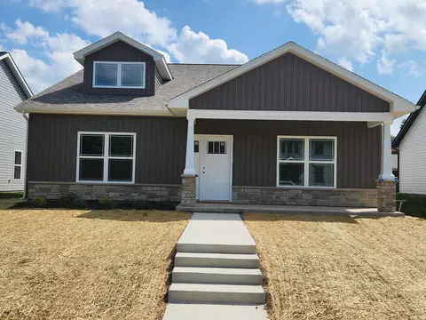 1105 E Wabash St, Frankfort, IN 46041