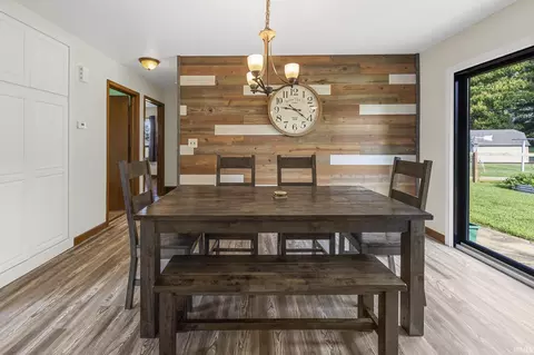 Dining - 1486 Gregory Ln, Jasper, IN 47546 photo 1 of 2