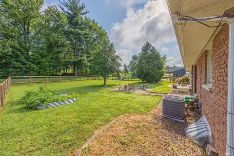 Exterior - 1486 Gregory Ln, Jasper, IN 47546 photo 5 of 5