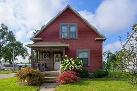 1103 W Oak St, Union City, IN 47390