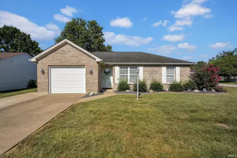1909 Seasons Ridge Blvd, Evansville, IN 47715