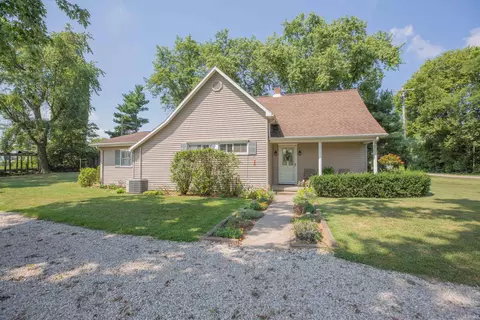 11157 W 800 South Rd, Owensville, IN 47665