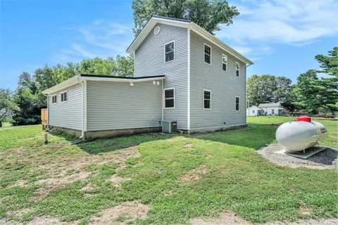 310 E Main St, Larwill, IN 46764 photo 6