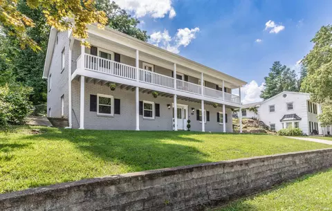 201 Ladonna Blvd, Evansville, IN 47711