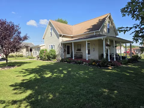610 NE 10 St, Linton, IN 47441