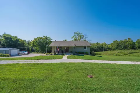 656 Hayes Rd, Bedford, IN 47421 photo 2