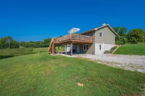 656 Hayes Rd, Bedford, IN 47421 photo 30