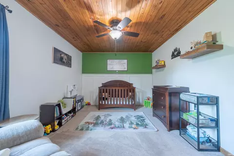 656 Hayes Rd, Bedford, IN 47421 photo 17