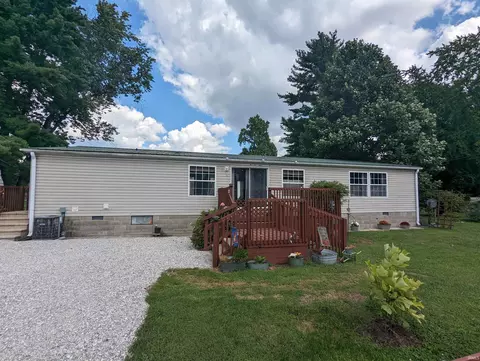 201 W First St, Oaktown, IN 47561