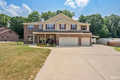 11821 Crestview Blvd, Kokomo, IN 46901