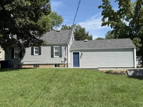 Exterior - 2711 Eastern Ave, Bedford, IN 47421 photo 2 of 2