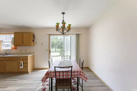 Dining - 704 Aster Ct, Bourbon, IN 46504 photo 1 of 2