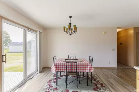 Dining - 704 Aster Ct, Bourbon, IN 46504 photo 2 of 2