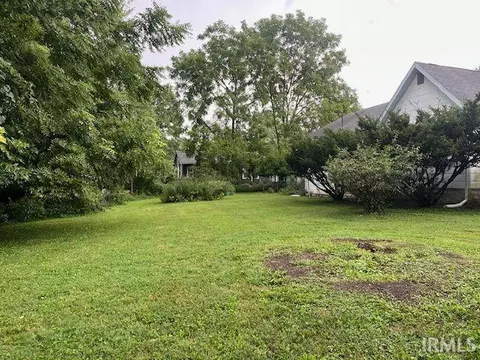 1004 S Henderson St, Bloomington, IN 47401