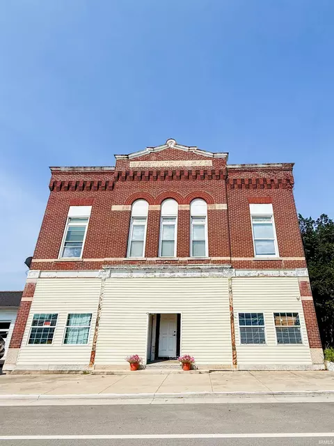 118 S Walnut St, Ridgeville, IN 47380