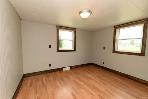 208 Washington Ave, Peru, IN 46970 photo 16