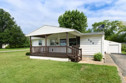208 Washington Ave, Peru, IN 46970 photo 1