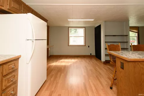 208 Washington Ave, Peru, IN 46970 photo 10