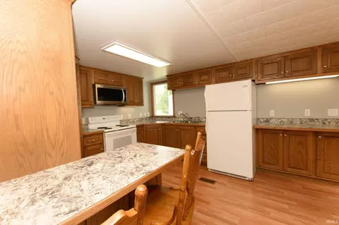 208 Washington Ave, Peru, IN 46970 photo 8