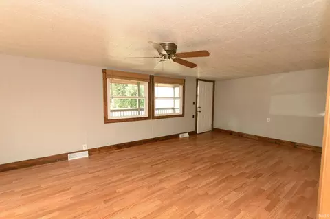 208 Washington Ave, Peru, IN 46970 photo 5