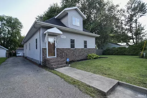 1805 Michigan St, Crawfordsville, IN 47933