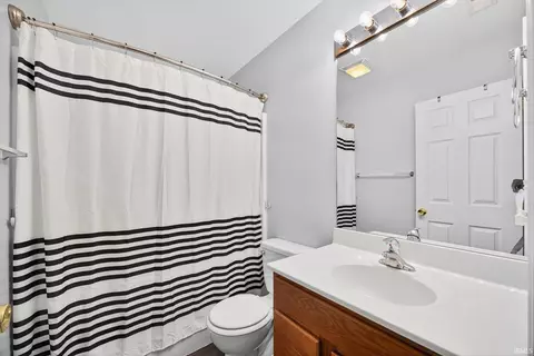Bath - 7100 W Drift Ct, Bloomington, IN 47404 photo 2 of 3