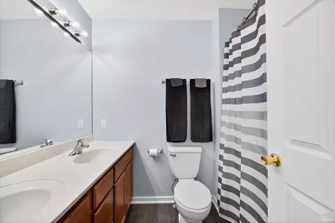 Bath - 7100 W Drift Ct, Bloomington, IN 47404 photo 3 of 3