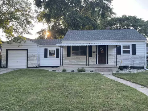 1320 Holloway Dr, Lafayette, IN 47905