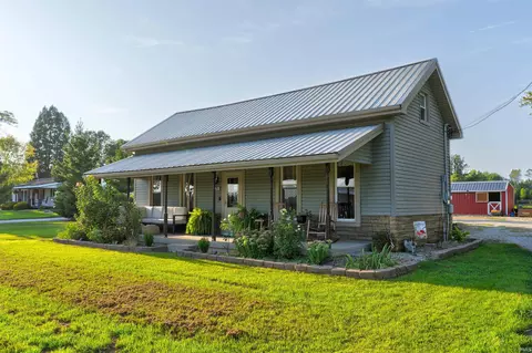 1631 E State Rd 356, Petersburg, IN 47567